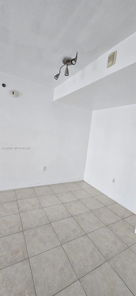 2415 NW 16th St Rd #315 Miami, FL 33125