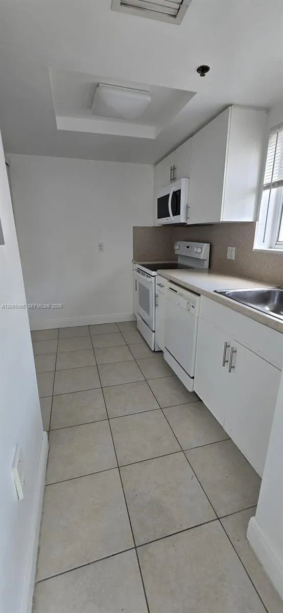 2415 NW 16th St Rd #315 Miami, FL 33125