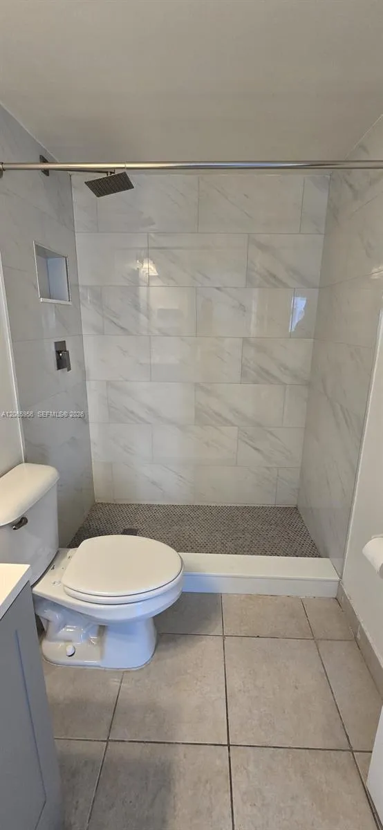 2415 NW 16th St Rd #315 Miami, FL 33125