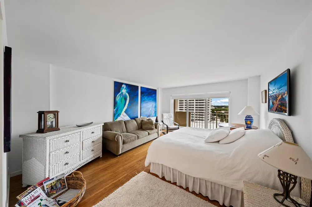 4301 Ocean 0706 Boulevard #A 706 Boca Raton, FL 33431
