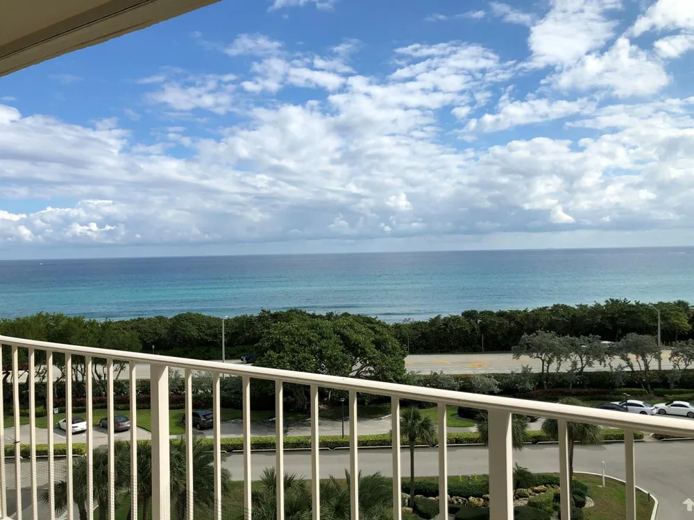 4301 Ocean 0706 Boulevard #A 706 Boca Raton, FL 33431