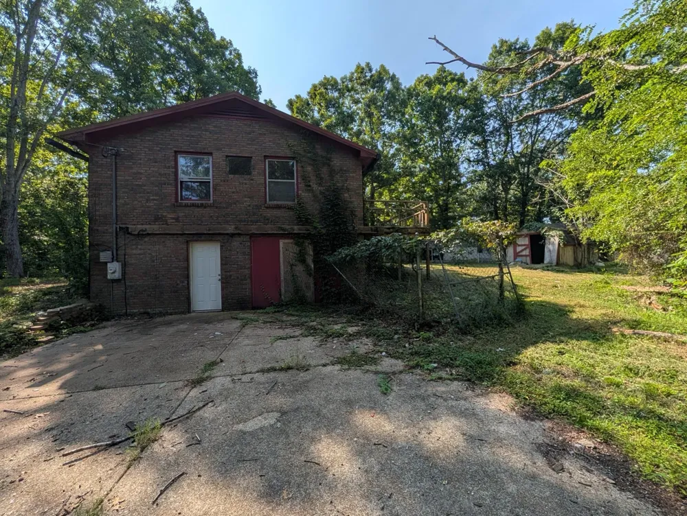 6703 Oak Hill Rd Lyles, TN 37098