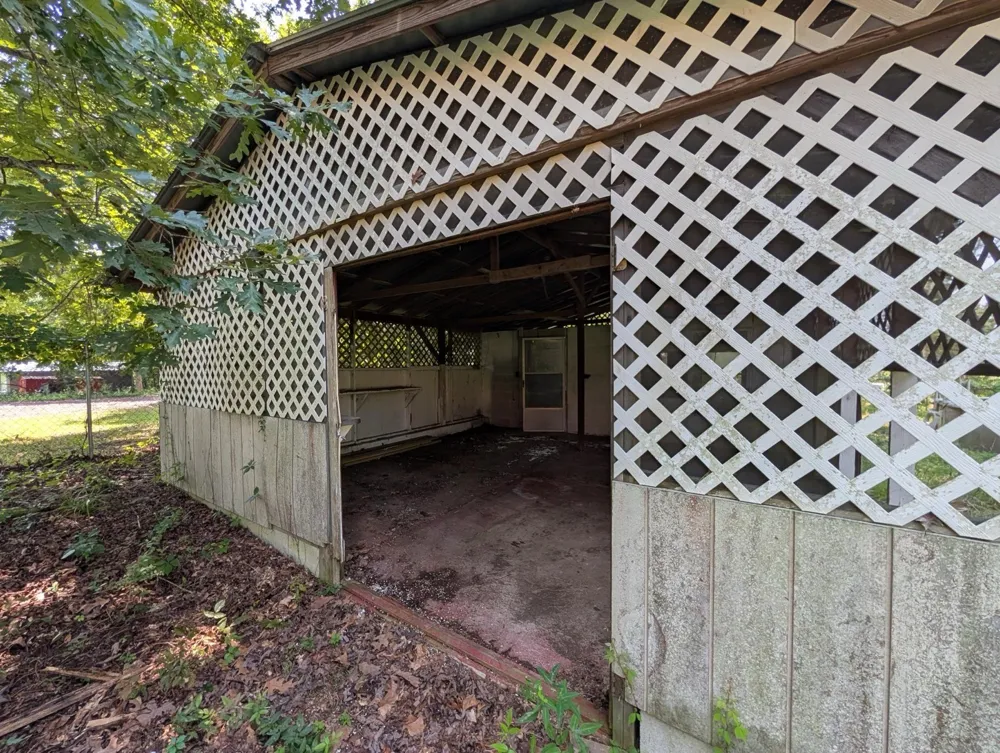 6703 Oak Hill Rd Lyles, TN 37098