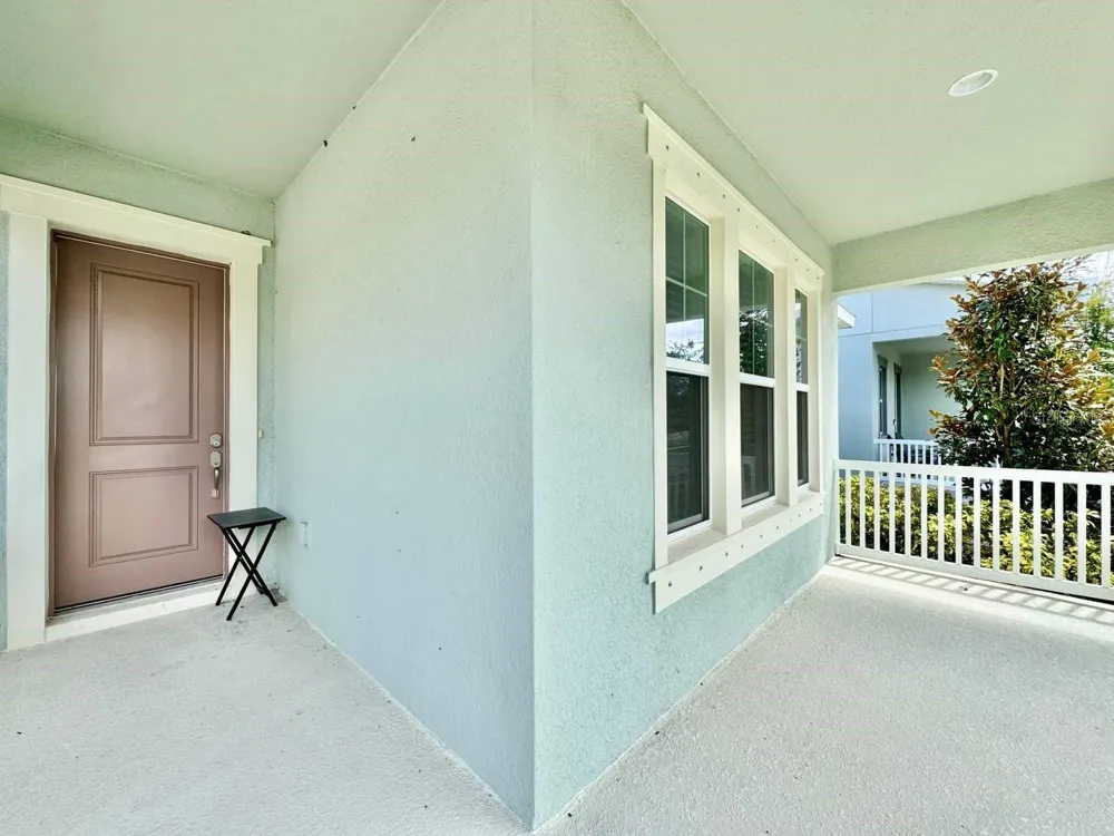 827 WINTERSIDE DRIVE Apollo Beach, FL 33572