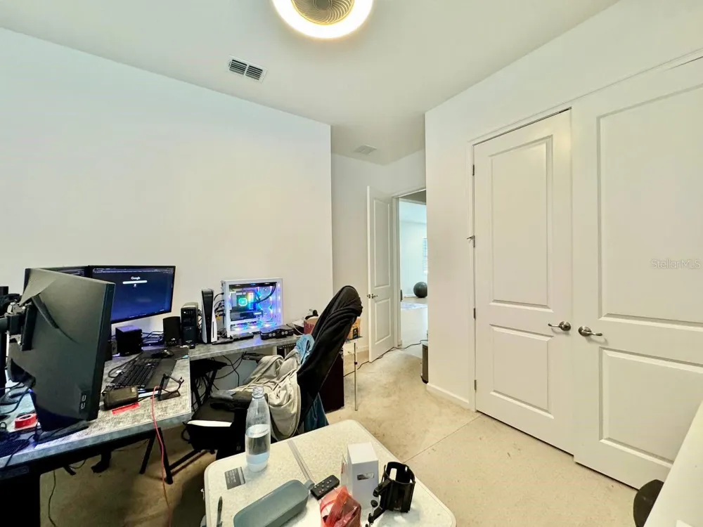 827 WINTERSIDE DRIVE Apollo Beach, FL 33572