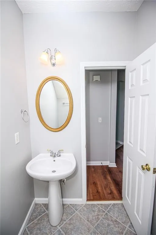 6476 Portside Way Flowery Branch, GA 30542