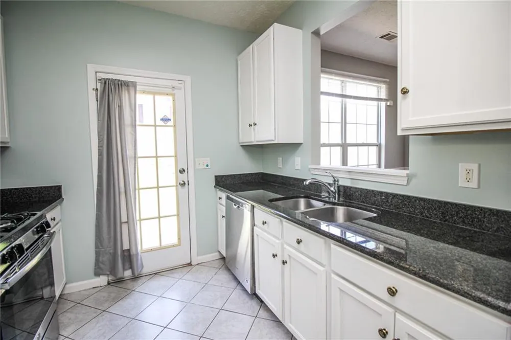 6476 Portside Way Flowery Branch, GA 30542