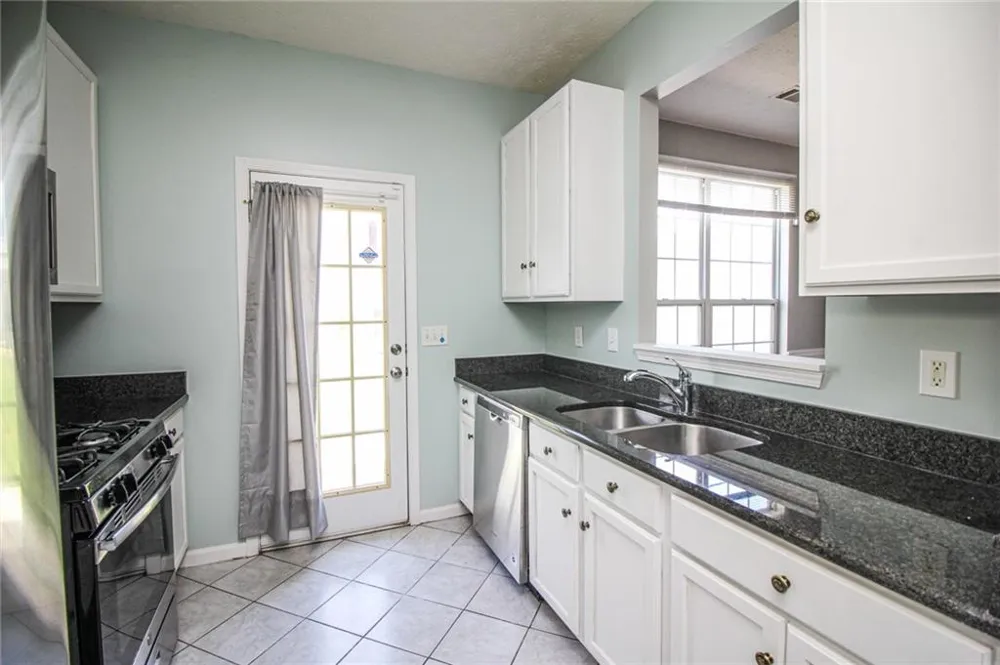6476 Portside Way Flowery Branch, GA 30542