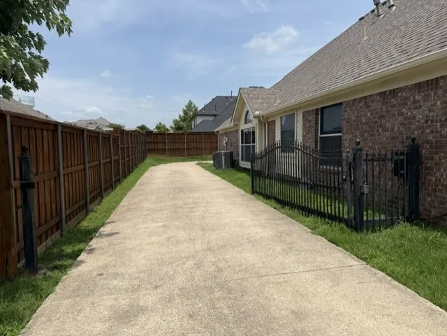 509 S Avalanche Drive Murphy, TX 75094
