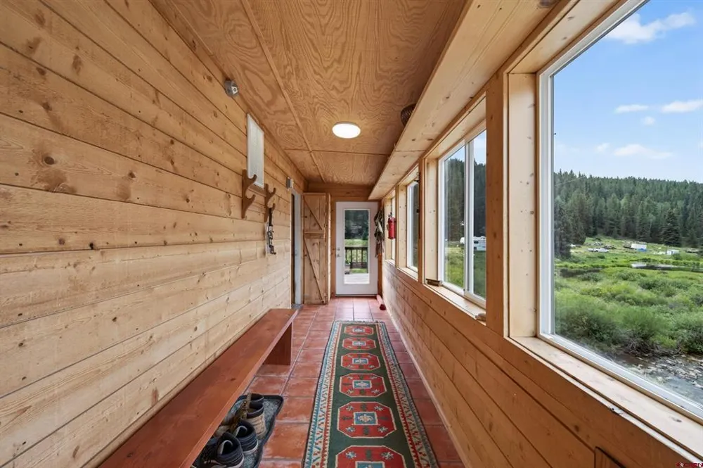 300 Quartz Lane Pitkin, CO 81241