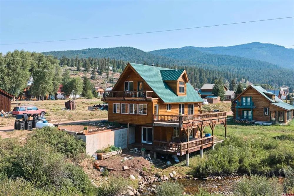 300 Quartz Lane Pitkin, CO 81241