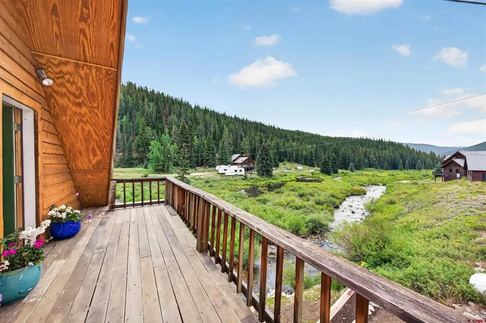 300 Quartz Lane Pitkin, CO 81241