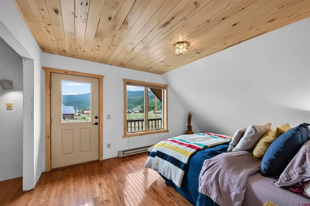 300 Quartz Lane Pitkin, CO 81241