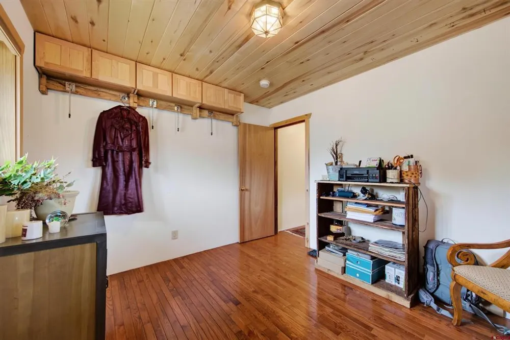 300 Quartz Lane Pitkin, CO 81241