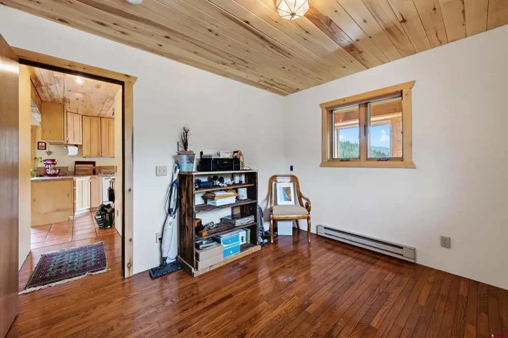300 Quartz Lane Pitkin, CO 81241