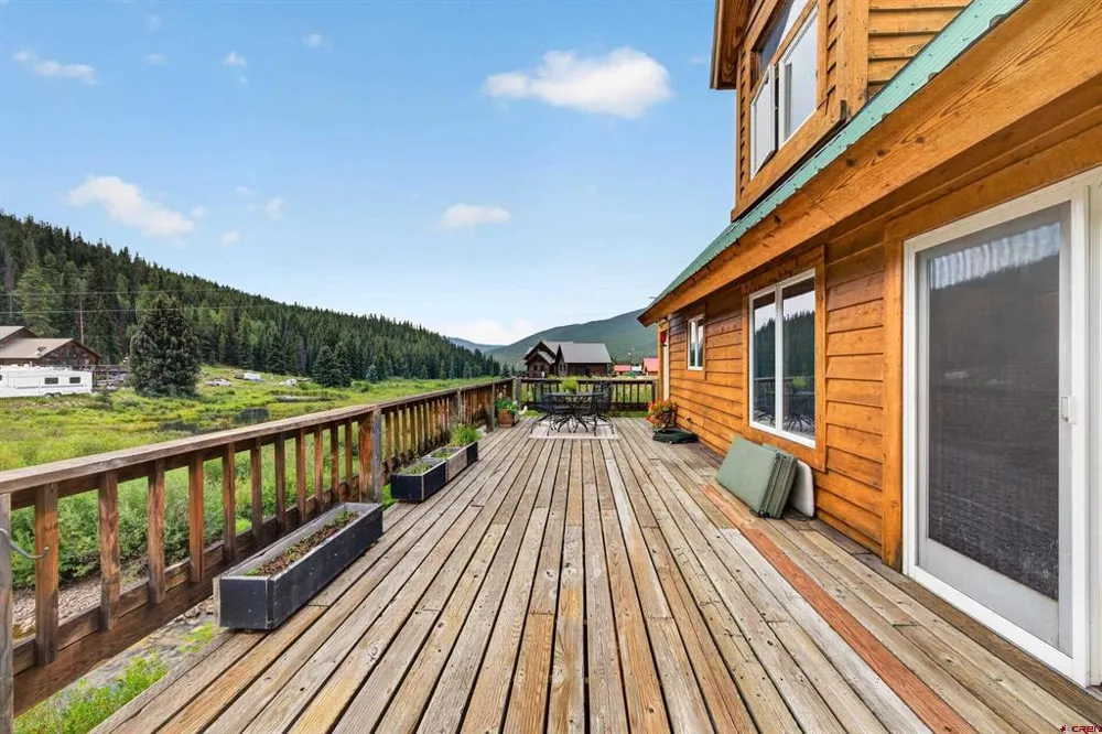 300 Quartz Lane Pitkin, CO 81241