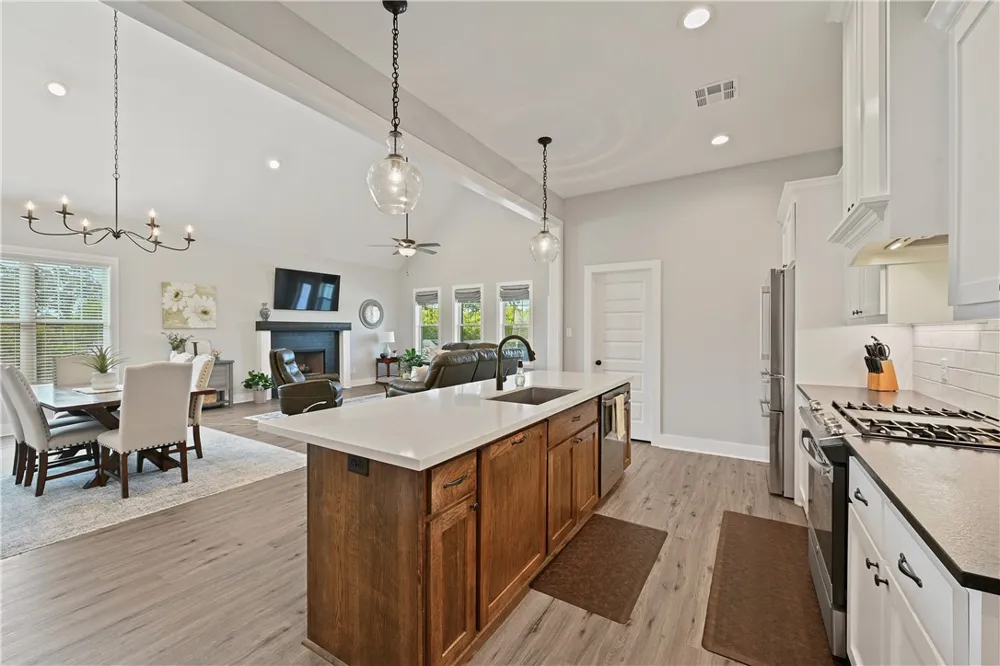 9031 Scarborough Drive Iola, TX 77861