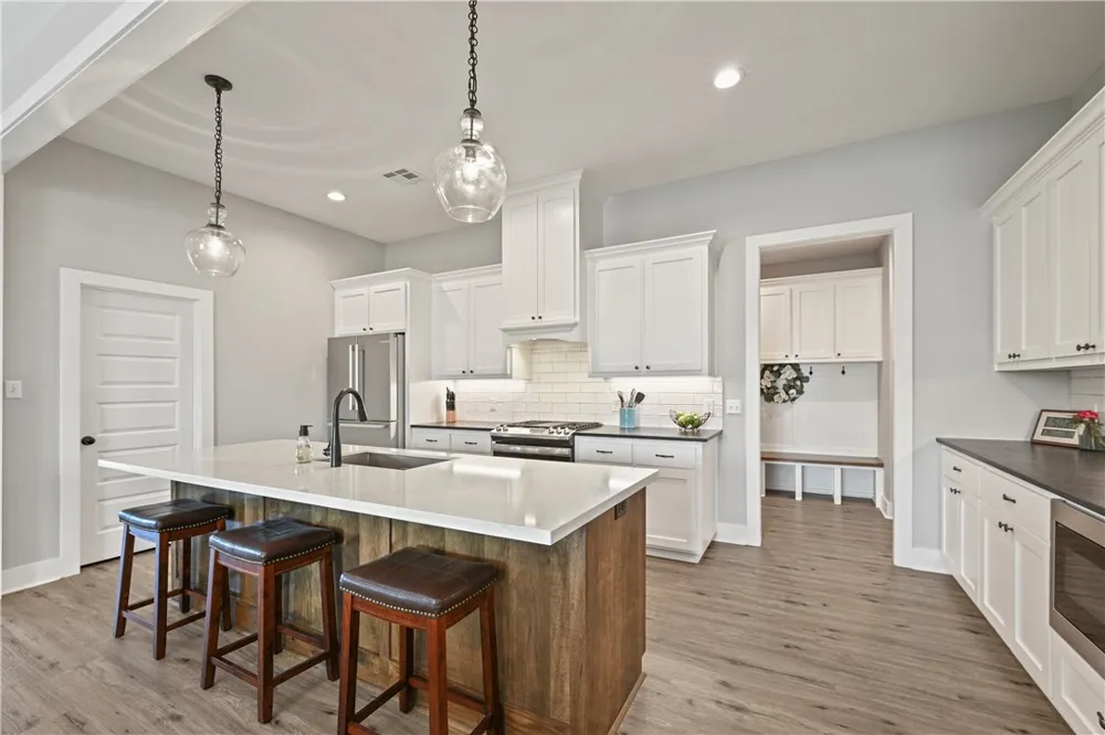 9031 Scarborough Drive Iola, TX 77861