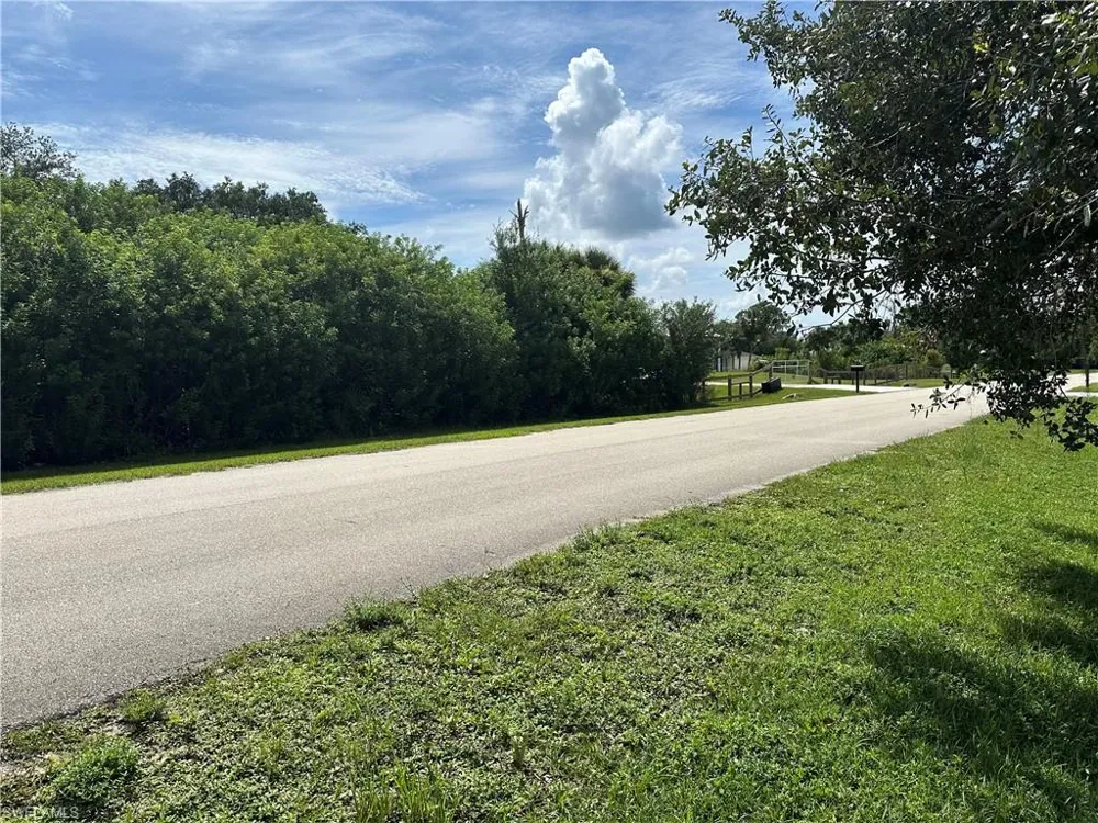 18430 River Estates Lane Alva, FL 33920