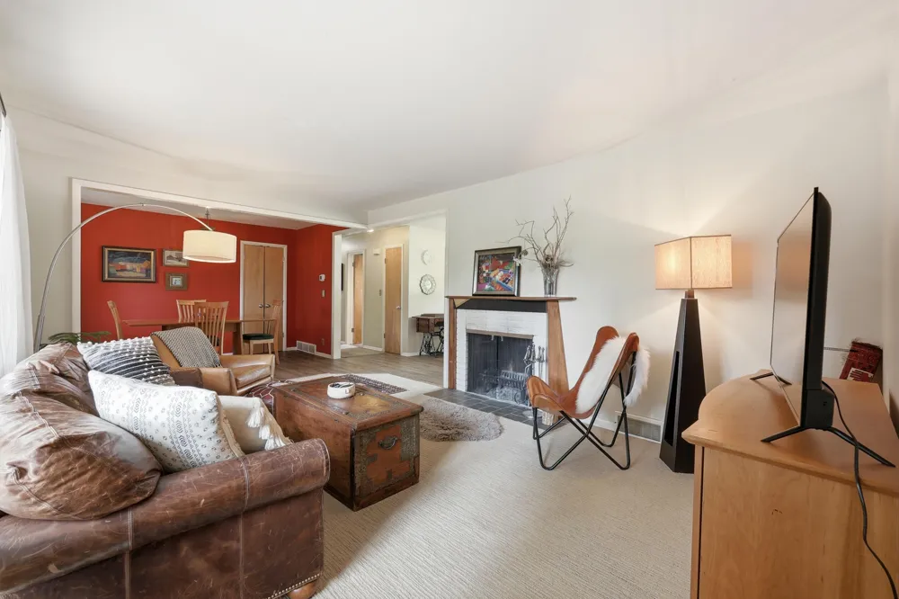 7284 Grachen Drive SE Cascade Charter Township, MI 49546