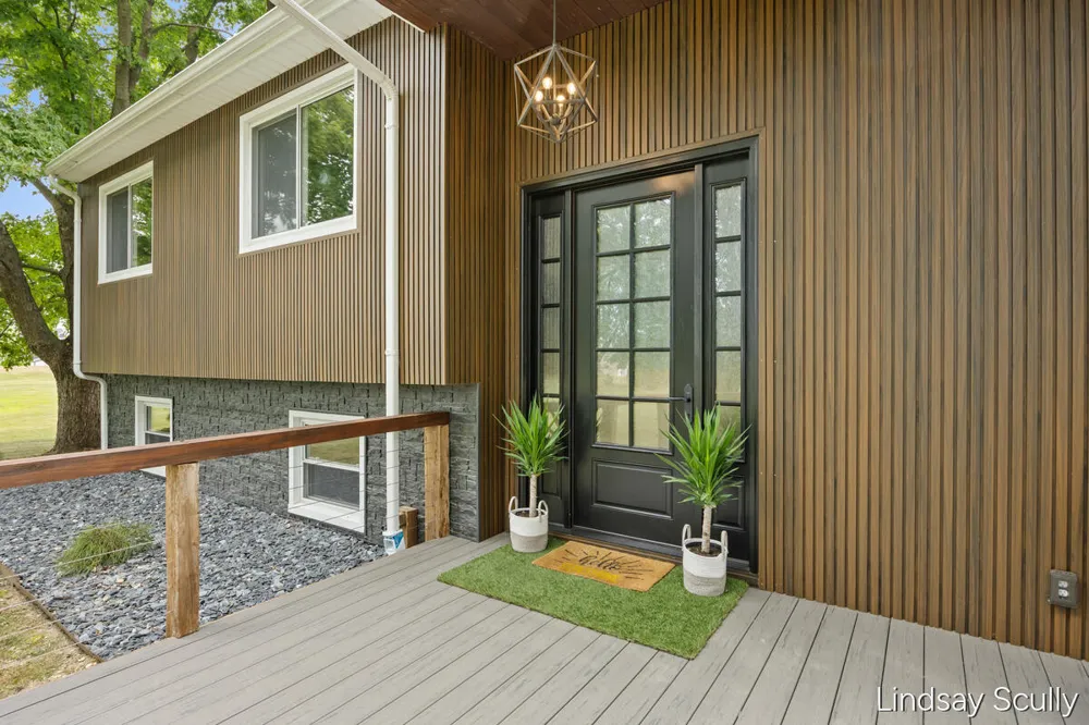 3128 Greenly Street Jamestown Charter Township, MI 49426