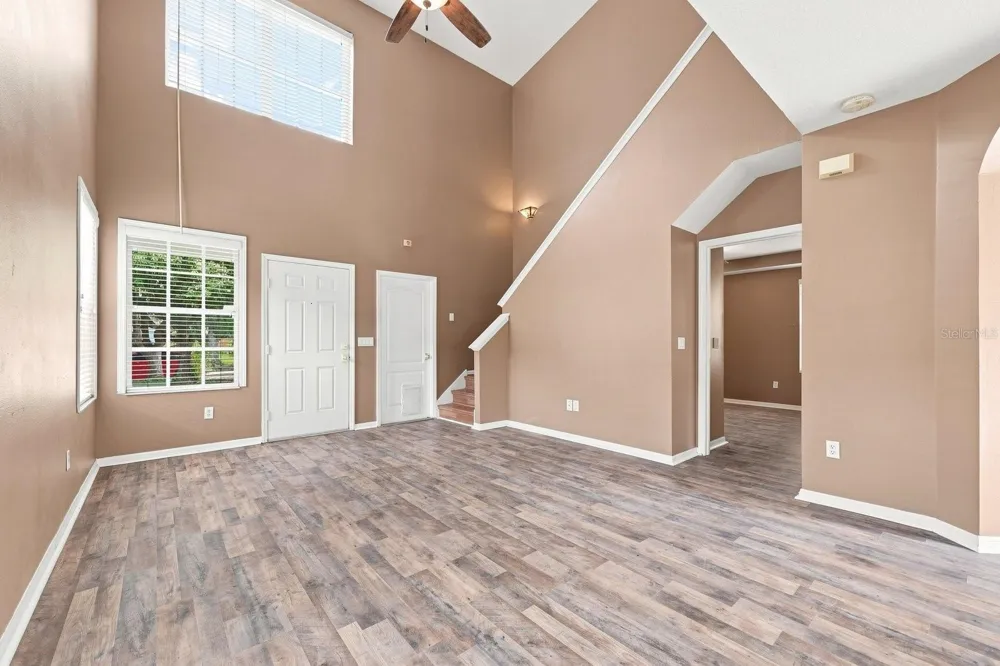 1717 MOSAIC FOREST DRIVE Seffner, FL 33584