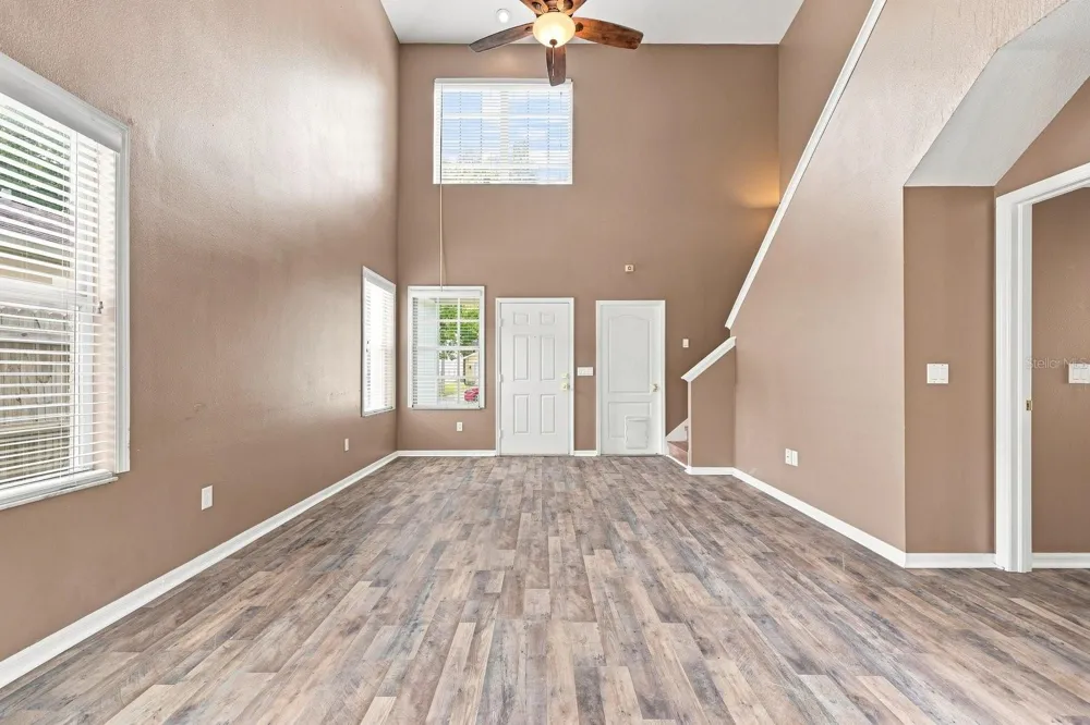 1717 MOSAIC FOREST DRIVE Seffner, FL 33584