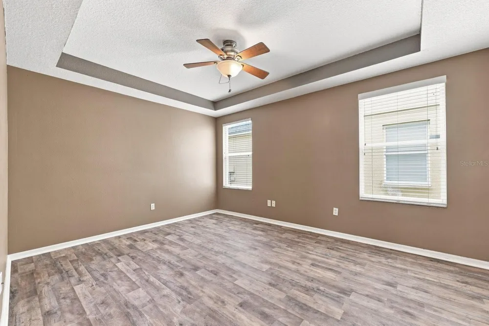 1717 MOSAIC FOREST DRIVE Seffner, FL 33584
