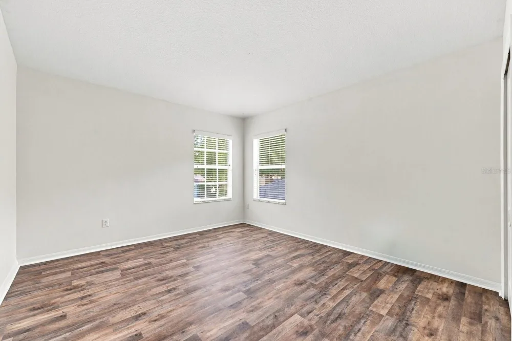 1717 MOSAIC FOREST DRIVE Seffner, FL 33584