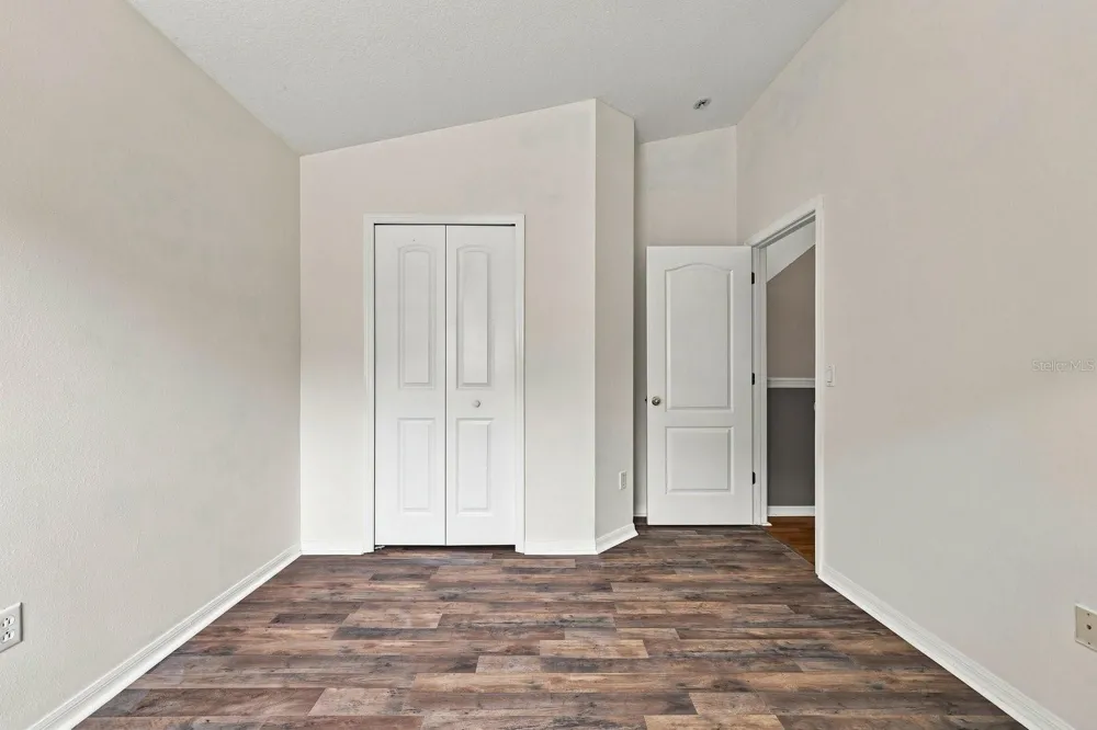 1717 MOSAIC FOREST DRIVE Seffner, FL 33584