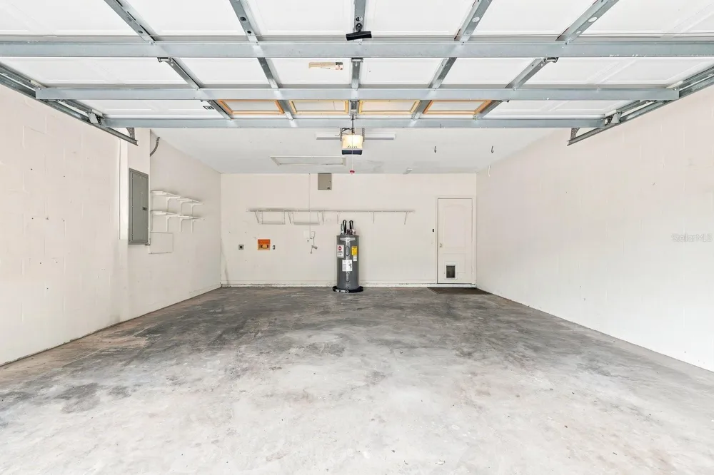 1717 MOSAIC FOREST DRIVE Seffner, FL 33584