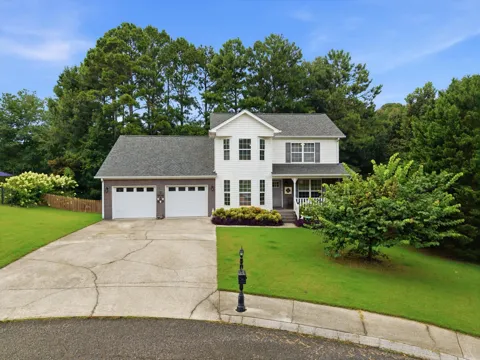 57 Woodbury Court