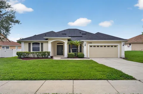 13529 VIA ROMA CIRCLE