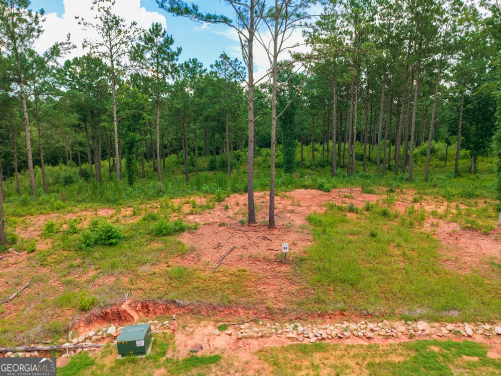 143 Falls LN Milledgeville, GA 31061