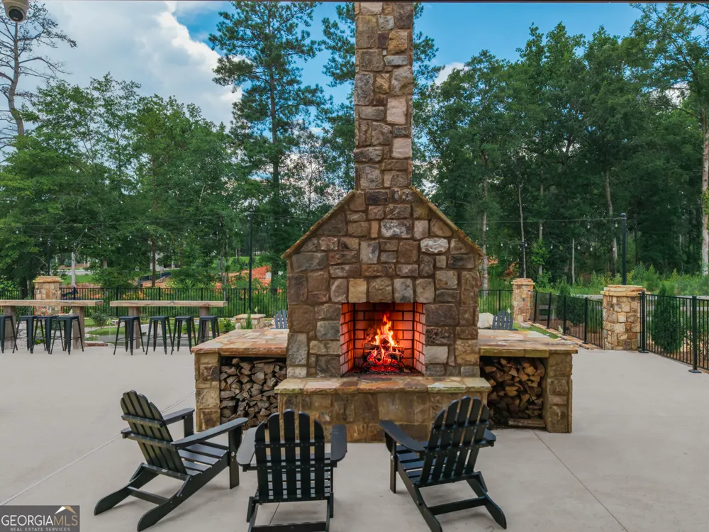 143 Falls LN Milledgeville, GA 31061
