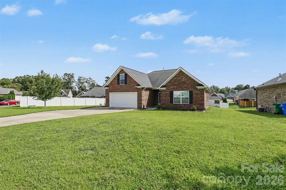 3552 Brickwood Circle Midland, NC 28107