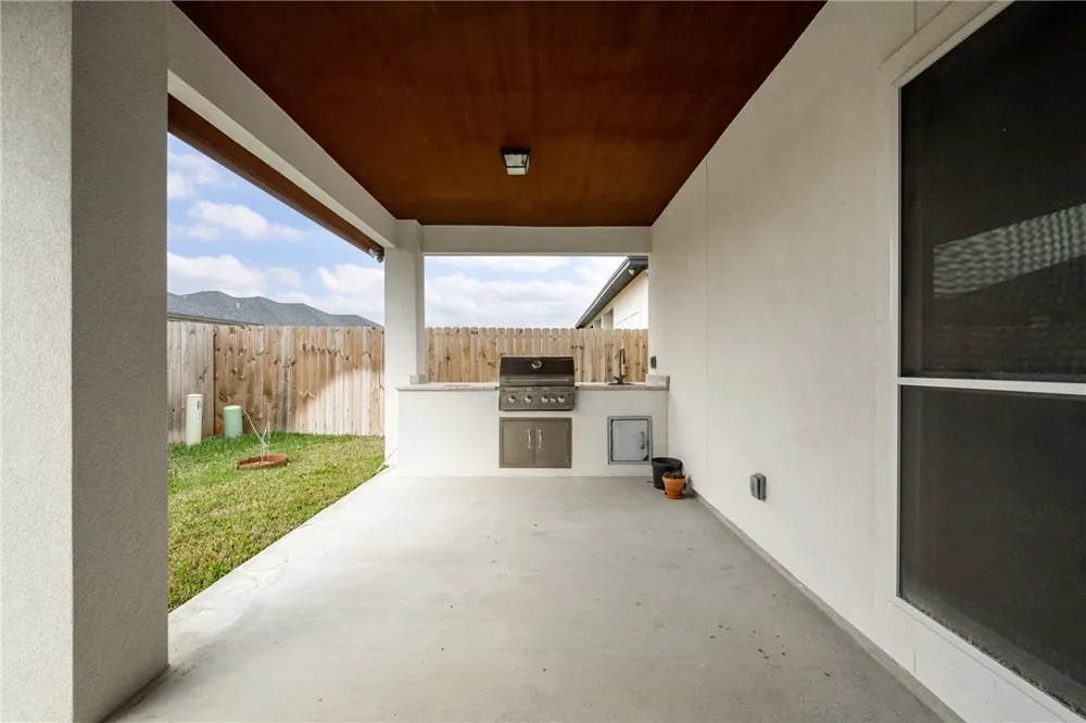 7813 Iron Man Drive Corpus Christi, TX 78414