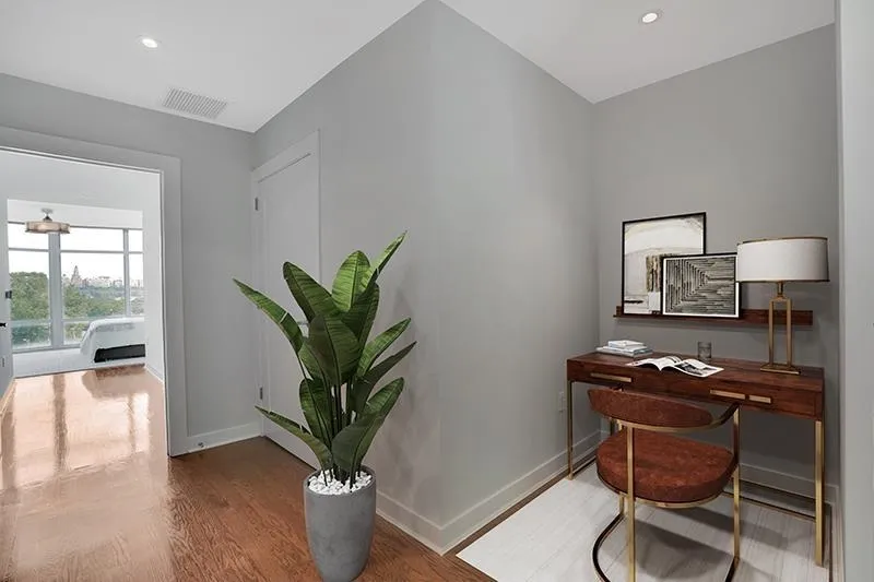 100 THOMPSON LANE Edgewater, NJ 07020