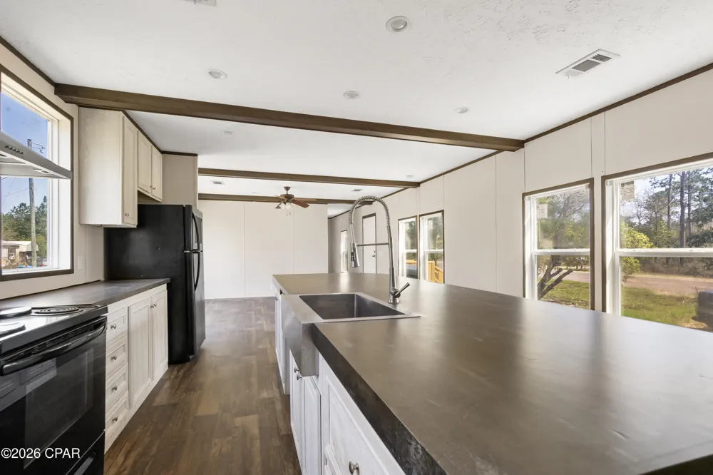 13615 Highway 167 Fountain, FL 32438