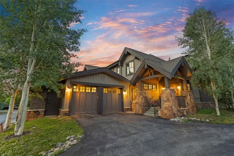 63 Mountain Thunder Drive #305