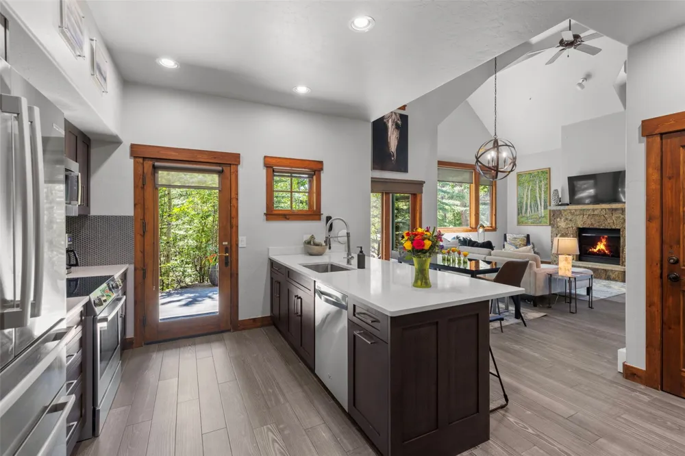 63 Mountain Thunder Drive #305 Breckenridge, CO 80424