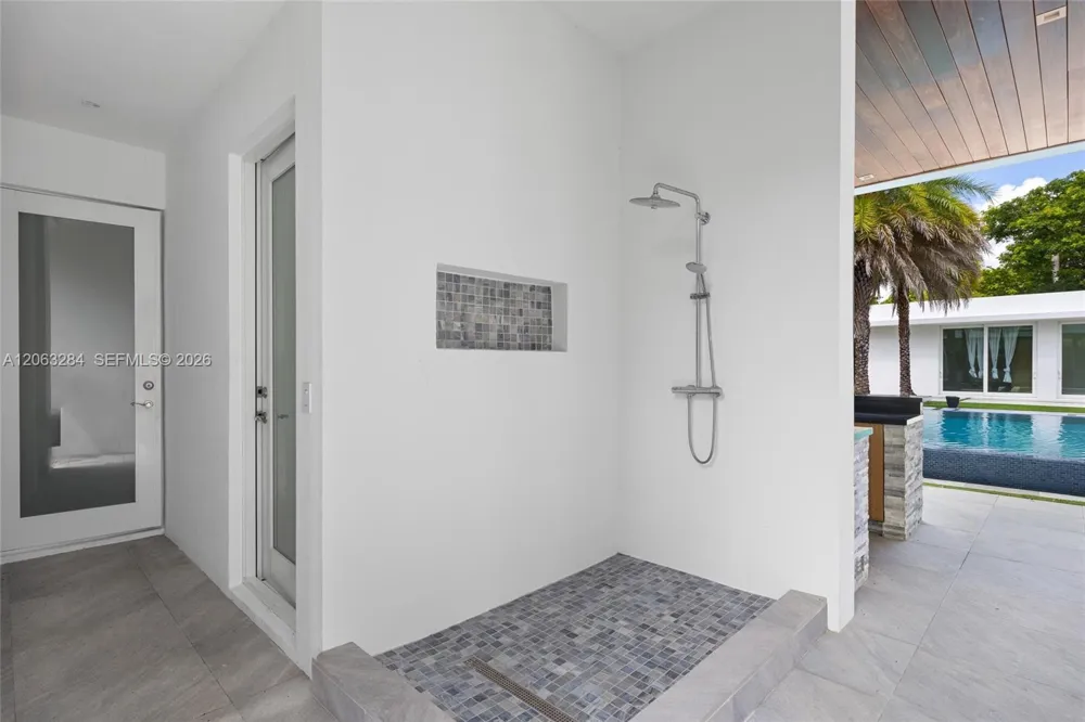 6300 Moss Ranch Rd Pinecrest, FL 33156