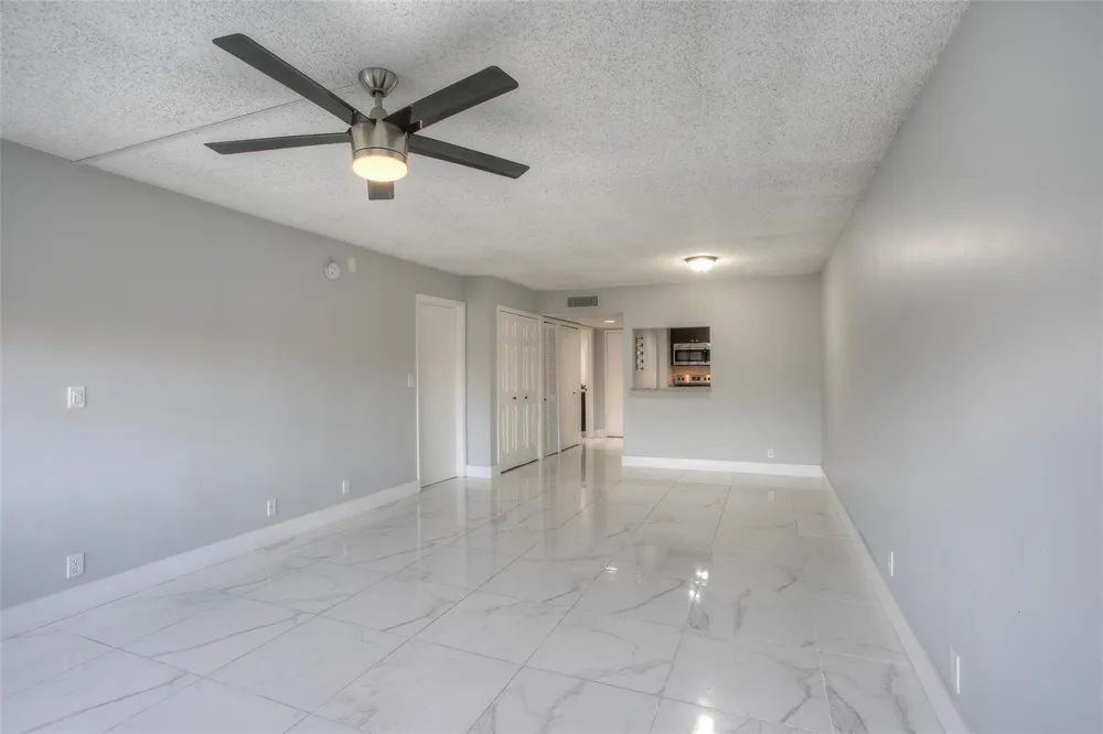 303 RACQUET CLUB ROAD #312 Weston, FL 33326