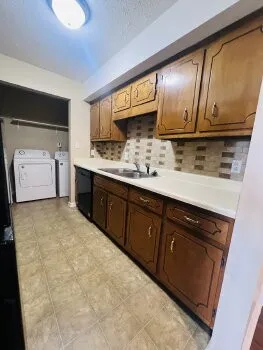 3854 Northeast Dr #D Clarksville, TN 37040
