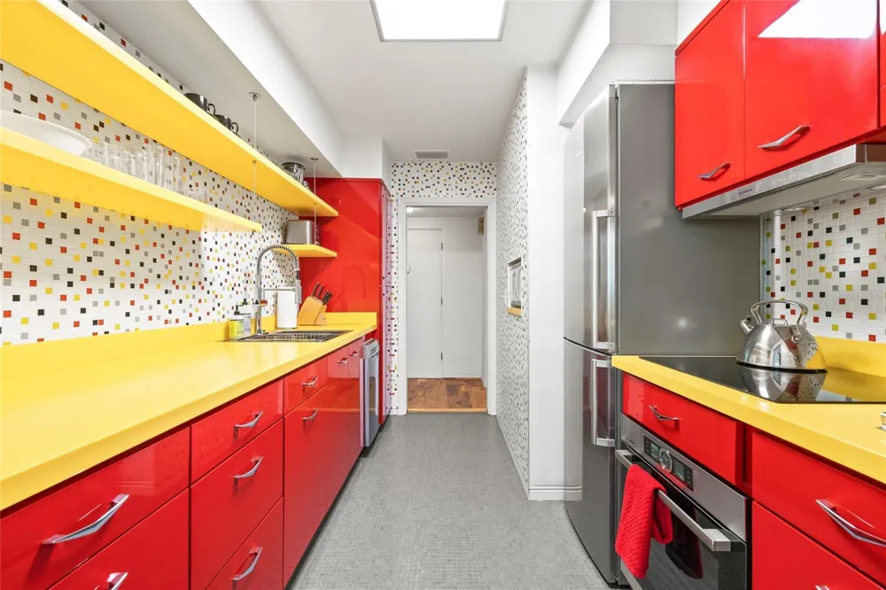 1012 SHORE DRIVE NE #14 St Petersburg, FL 33701