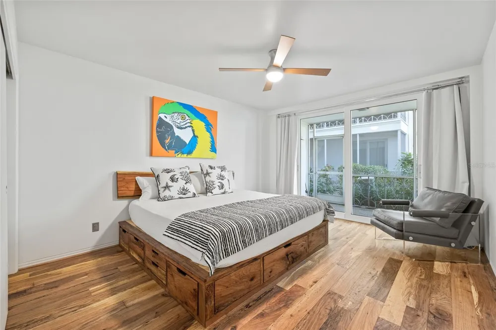 1012 SHORE DRIVE NE #14 St Petersburg, FL 33701