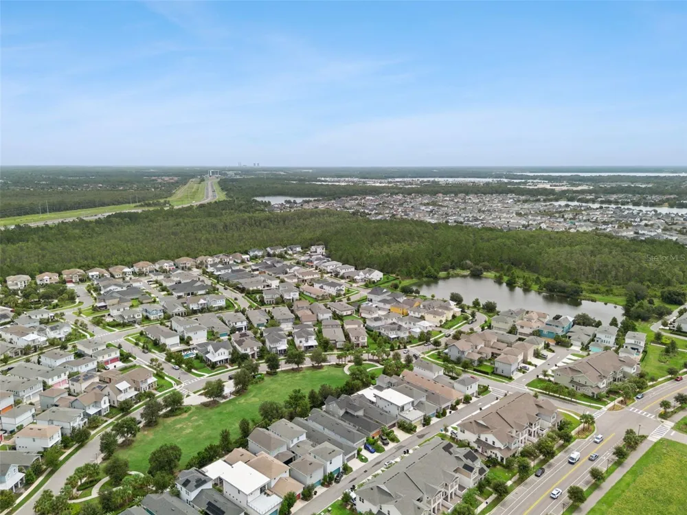 6935 HIGGS ALLEY Orlando, FL 32827
