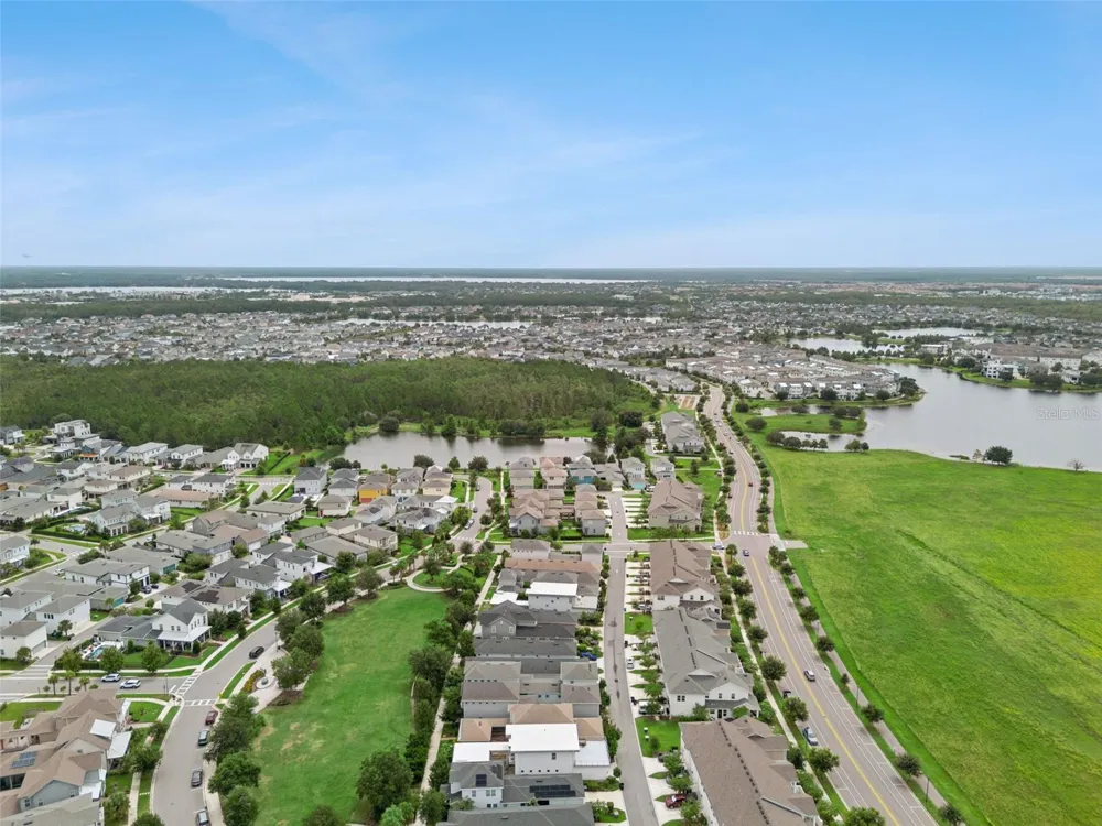6935 HIGGS ALLEY Orlando, FL 32827