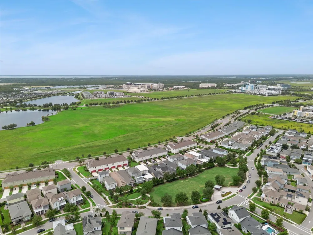 6935 HIGGS ALLEY Orlando, FL 32827
