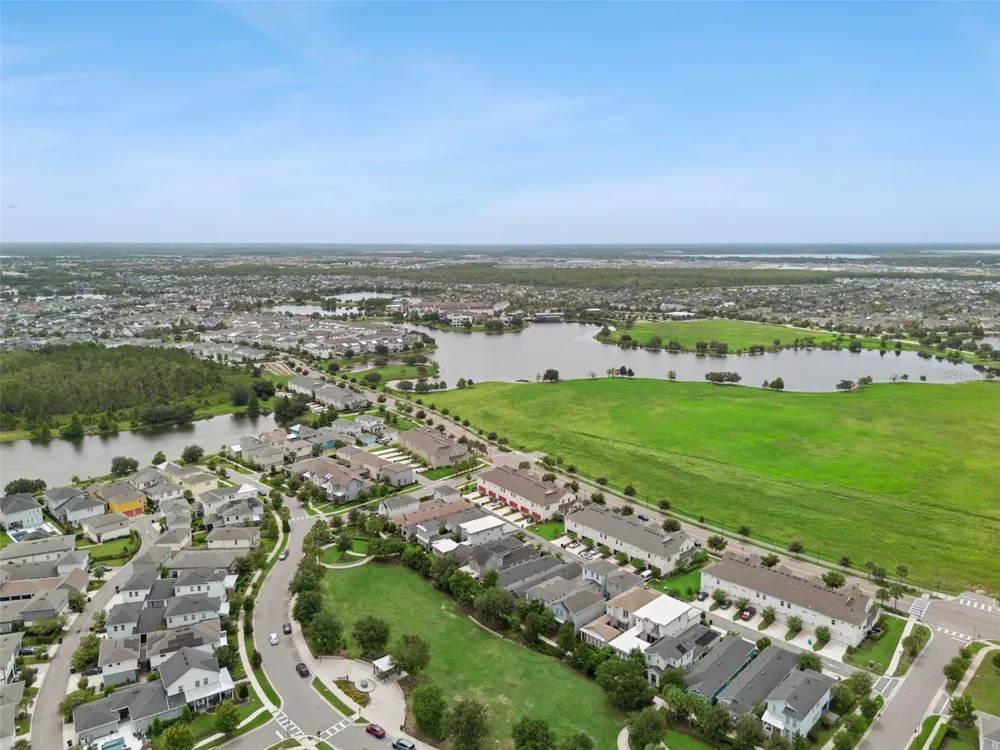 6935 HIGGS ALLEY Orlando, FL 32827